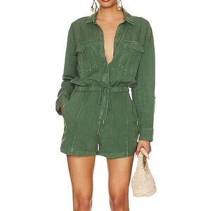Young, Fabulous & Broke | Lake Side Romper in Palm
Pigment/Green - Linen/Rayon